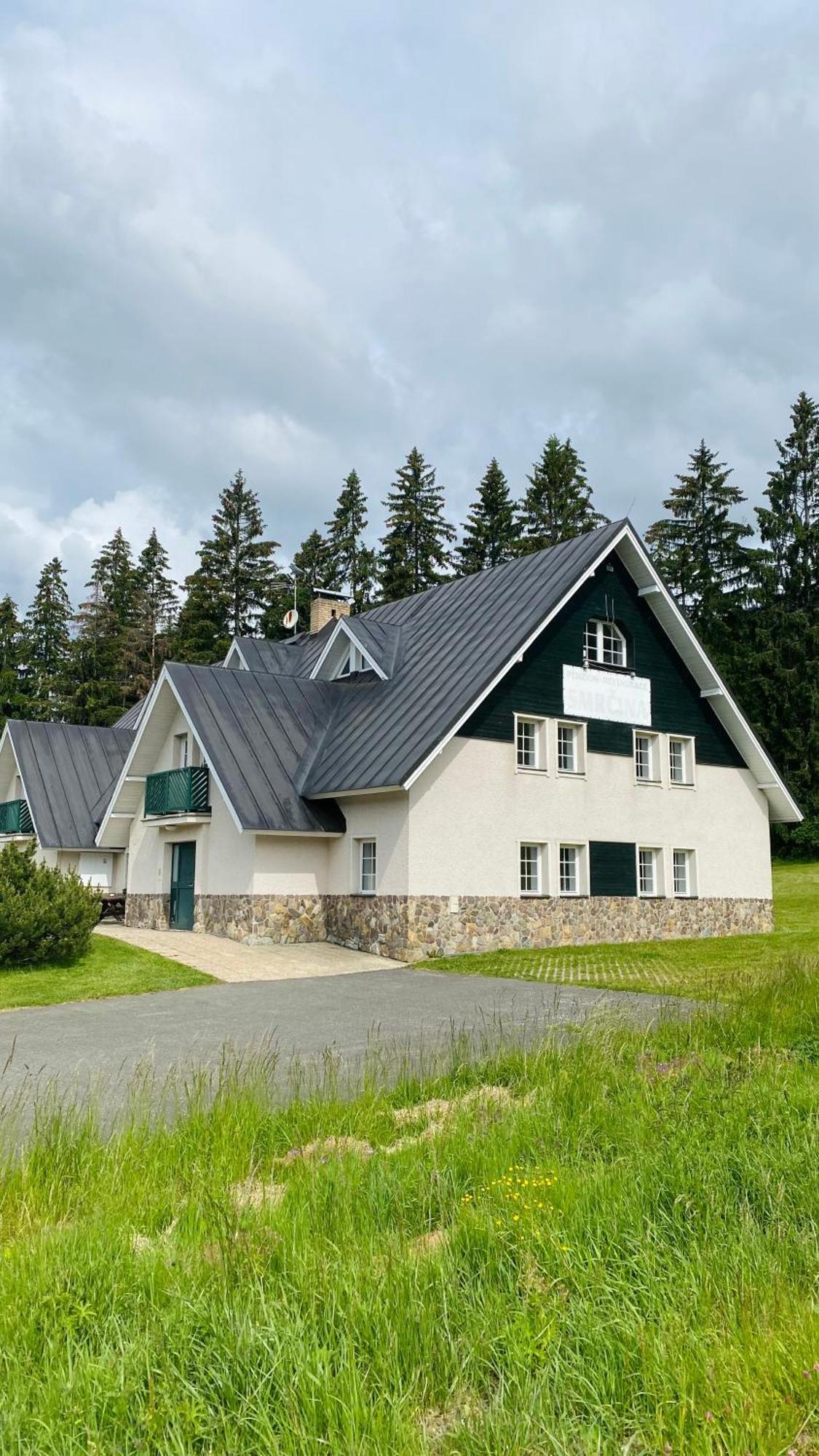 Horske Apartmany Smrcina Janske Lazne Exterior foto
